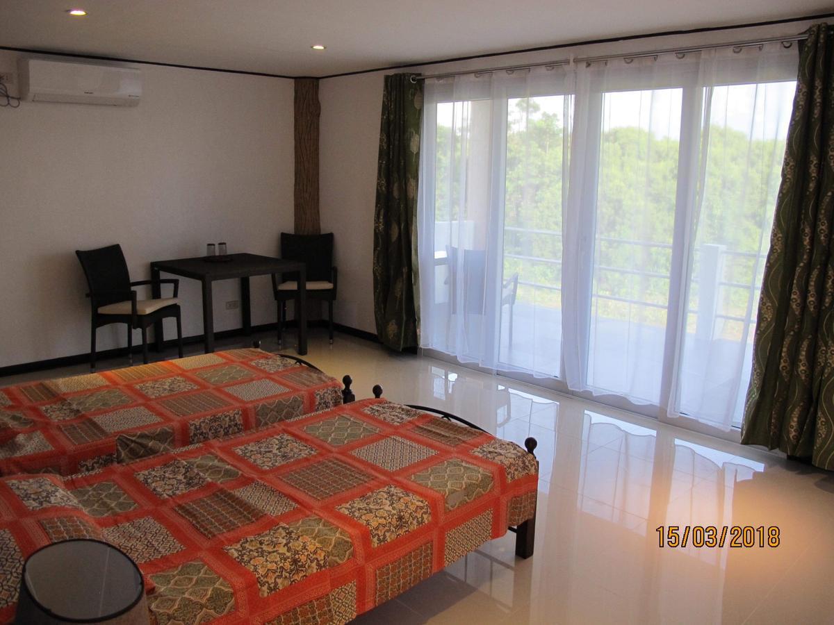 Cabilao Sunset Dive & Beach Resort Loon Ngoại thất bức ảnh