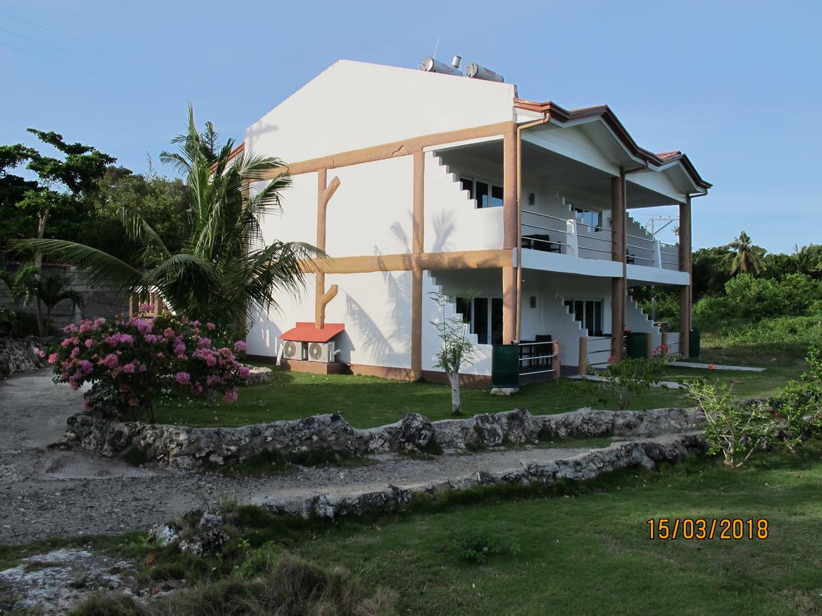 Cabilao Sunset Dive & Beach Resort Loon Ngoại thất bức ảnh