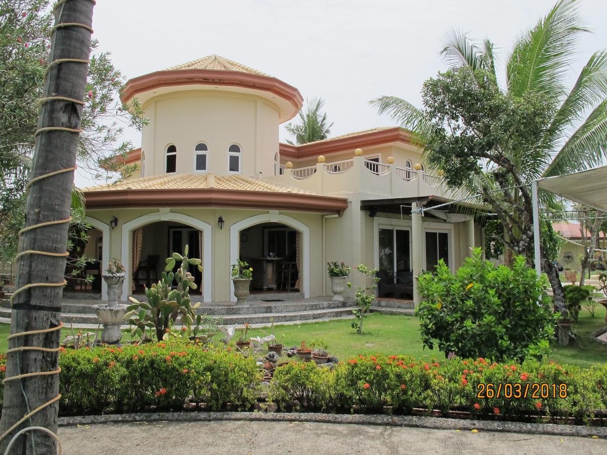 Cabilao Sunset Dive & Beach Resort Loon Ngoại thất bức ảnh